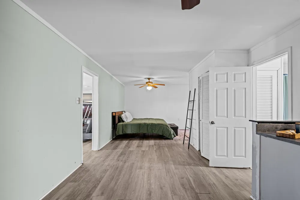 890 Quailrun Avenue Port Lavaca, TX 77979