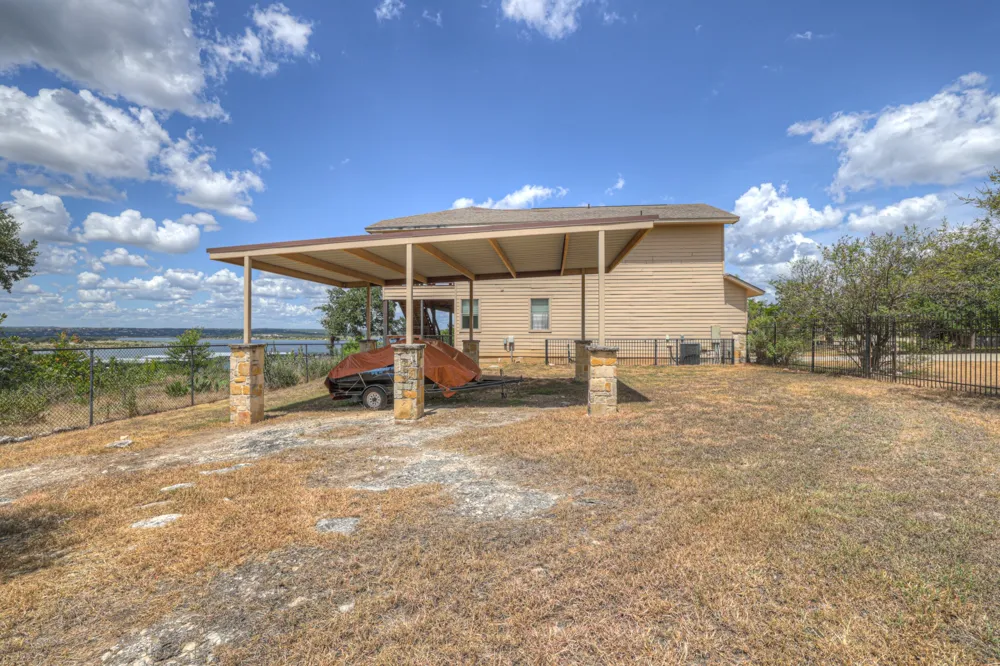 1525 Lakeside Drive W Canyon Lake, TX 78133
