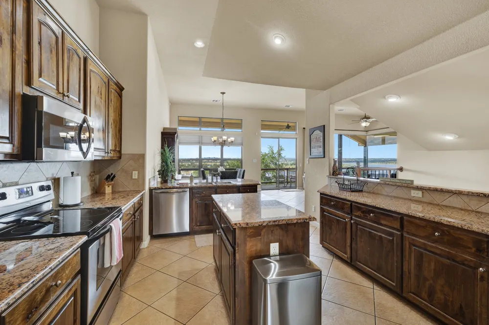 1525 Lakeside Drive W Canyon Lake, TX 78133