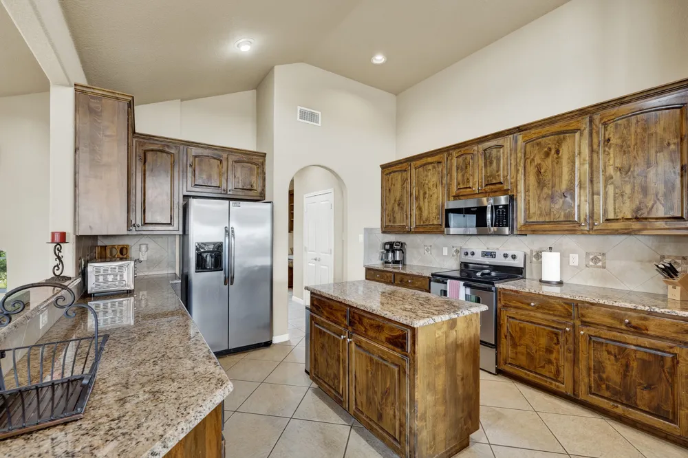 1525 Lakeside Drive W Canyon Lake, TX 78133