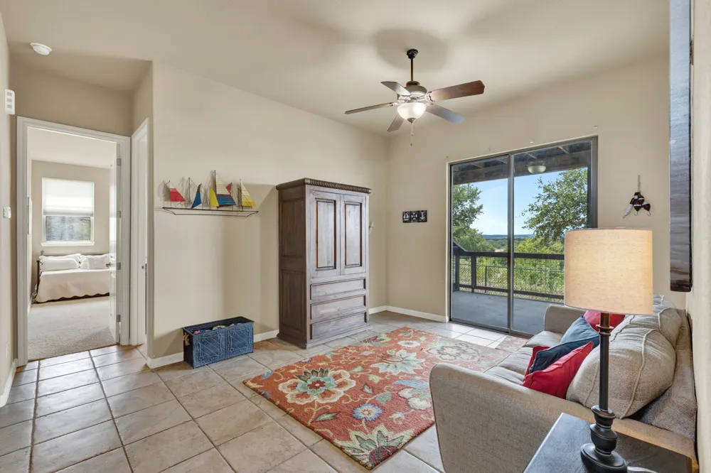 1525 Lakeside Drive W Canyon Lake, TX 78133
