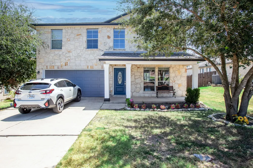 206 Killian Loop Hutto, TX 78634