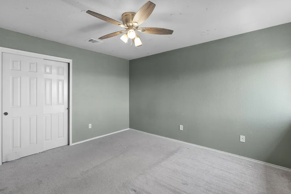 206 Killian Loop Hutto, TX 78634