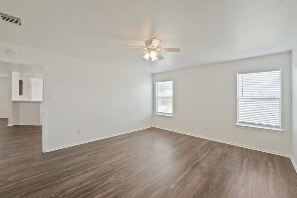 211 Remington Run Bastrop, TX 78602