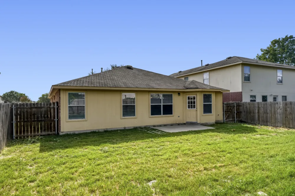 211 Remington Run Bastrop, TX 78602