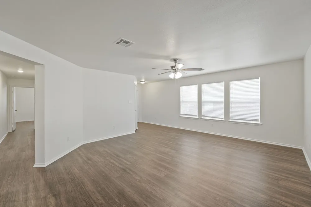 211 Remington Run Bastrop, TX 78602