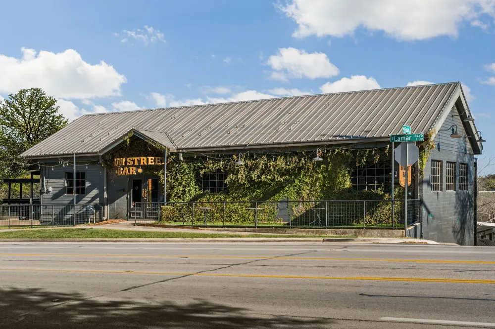 1307 Kinney Avenue #124 Austin, TX 78704