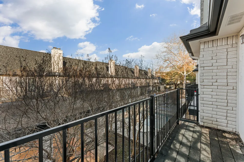 1307 Kinney Avenue #124 Austin, TX 78704
