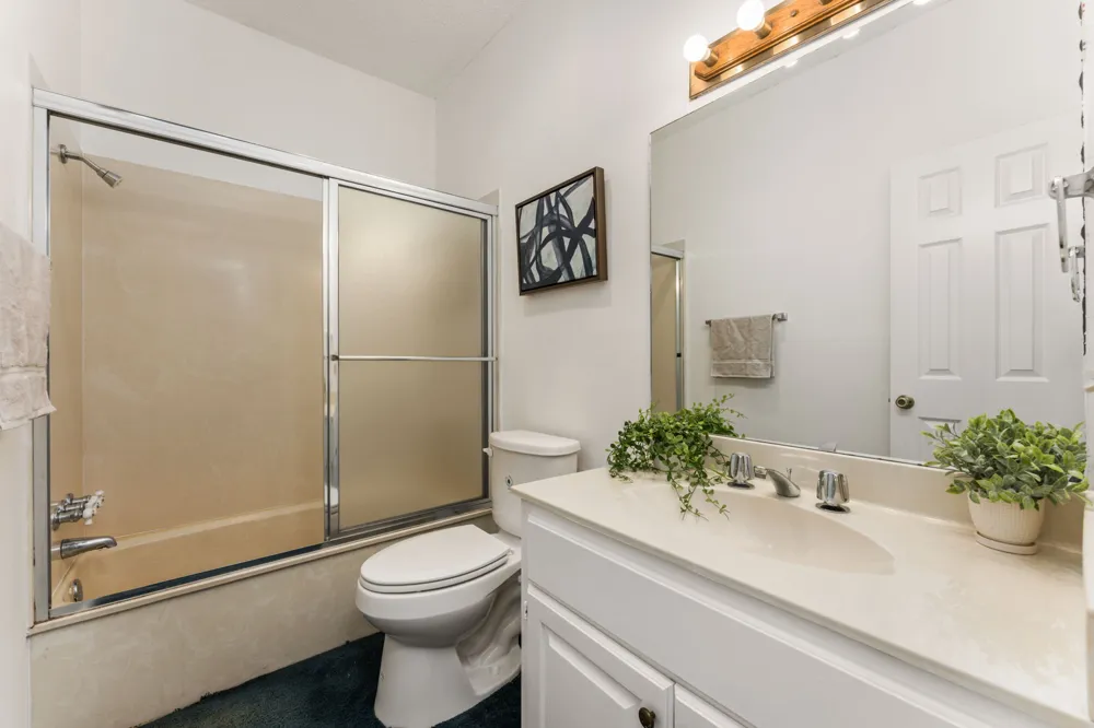 1307 Kinney Avenue #124 Austin, TX 78704