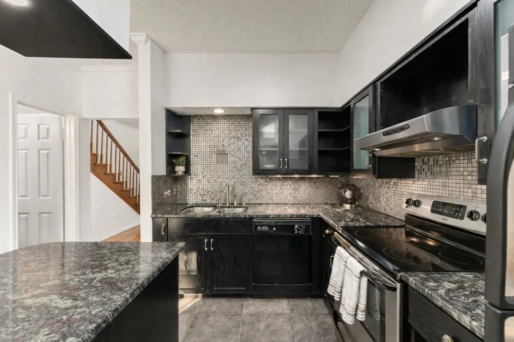 1307 Kinney Avenue #124 Austin, TX 78704