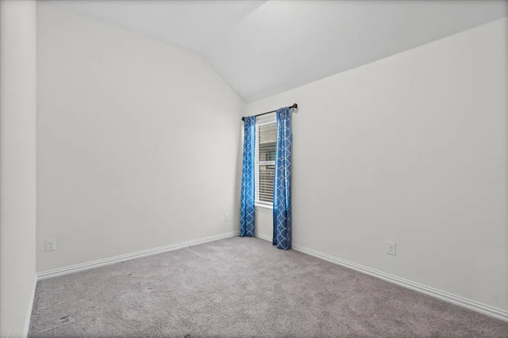 277 Spinnaker Loop Kyle, TX 78640