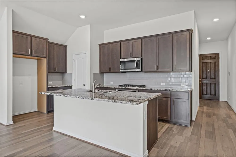 277 Spinnaker Loop Kyle, TX 78640