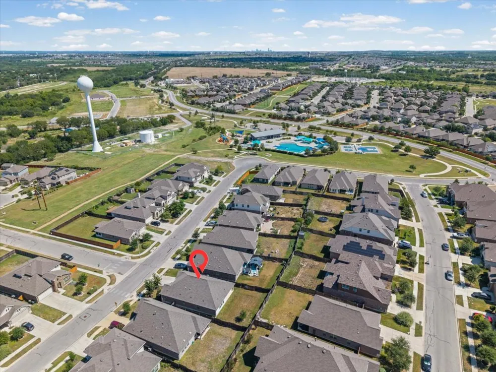 277 Spinnaker Loop Kyle, TX 78640