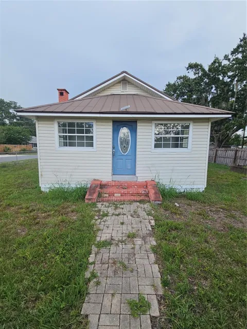 220 DIXIE HIGHWAY