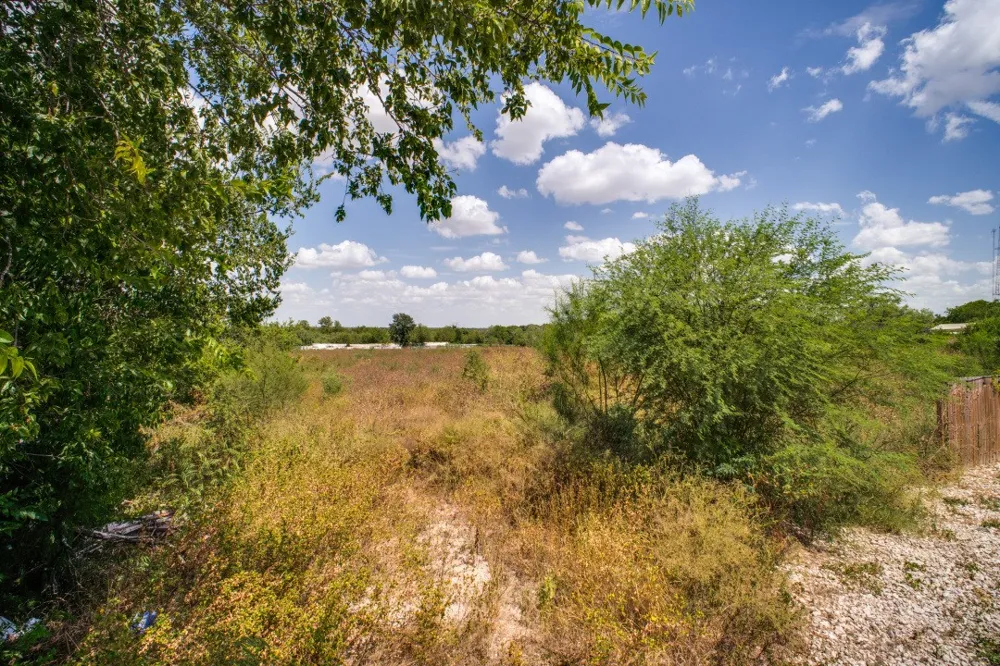 226 Beethoven Street San Antonio, TX 78210