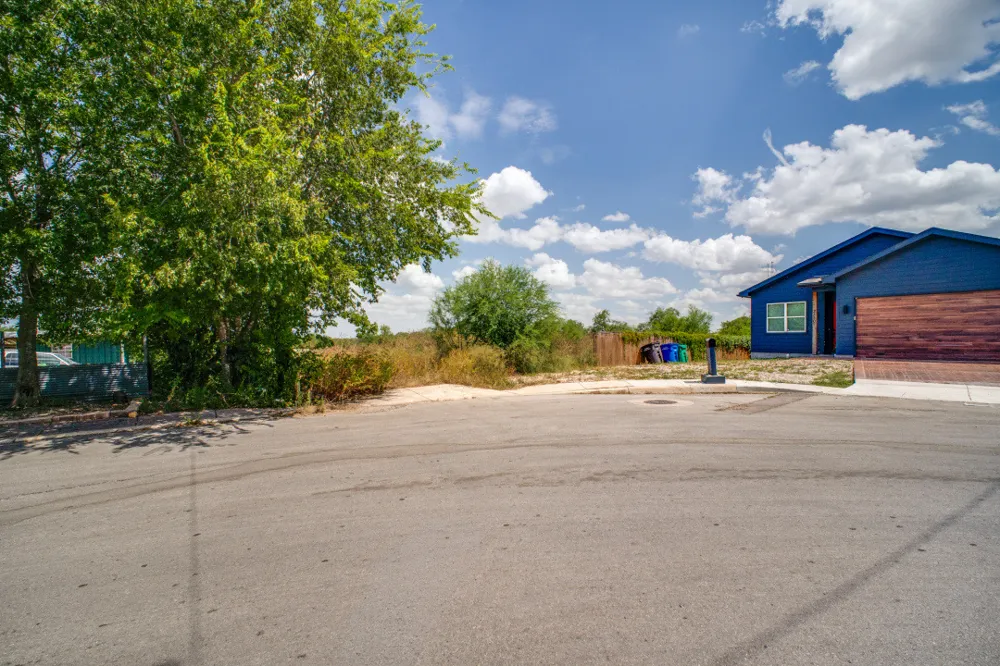 226 Beethoven Street San Antonio, TX 78210