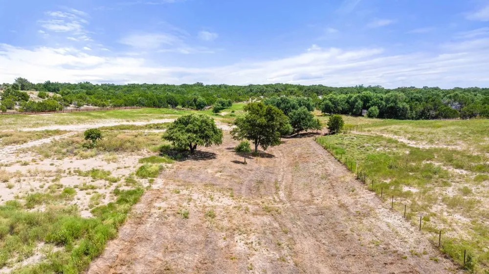 15801 Palomino Ranch Drive Leander, TX 78641