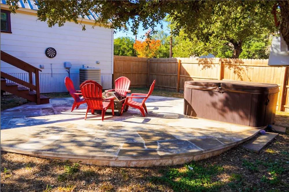 145 Lea Lane Wimberley, TX 78676