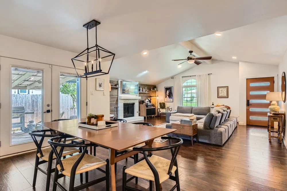 7905 Wycombe Drive Austin, TX 78749