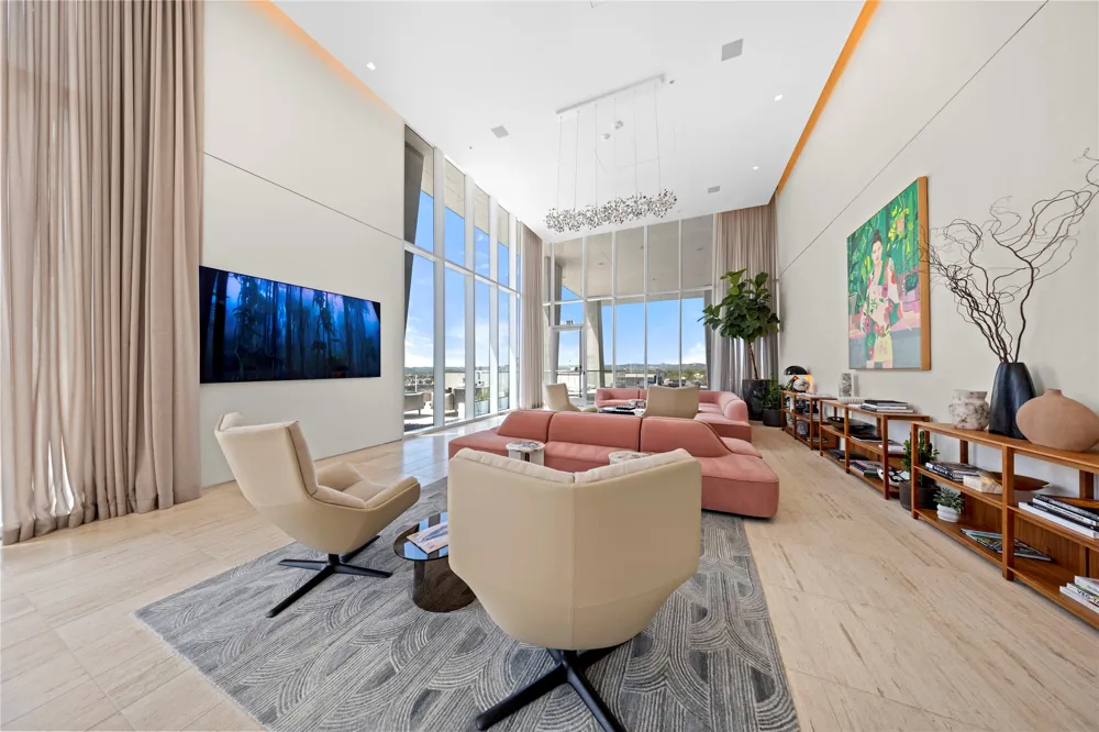 313 W 17th Street #1106 Austin, TX 78701