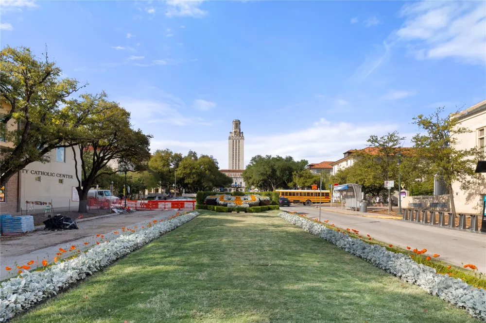 313 W 17th Street #1106 Austin, TX 78701