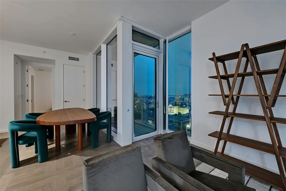 313 W 17th Street #1106 Austin, TX 78701