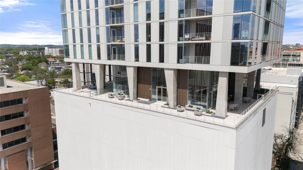 313 W 17th Street #1106 Austin, TX 78701