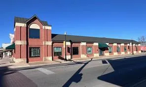702 Chestnut Street #202