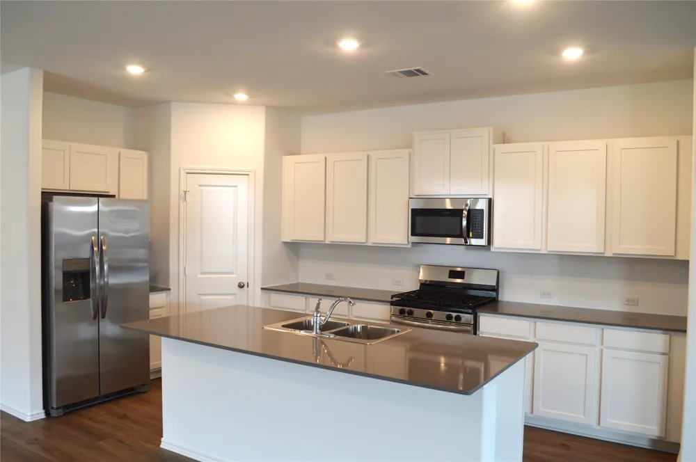 1505 Marley Kyle, TX 78640