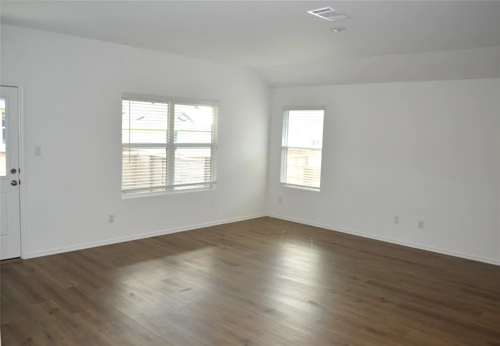 1505 Marley Kyle, TX 78640