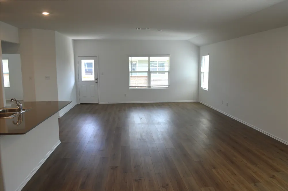 1505 Marley Kyle, TX 78640