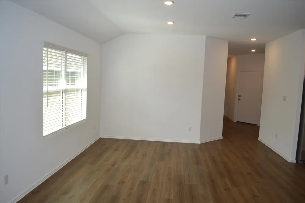 1505 Marley Kyle, TX 78640