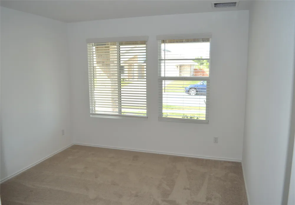 1505 Marley Kyle, TX 78640