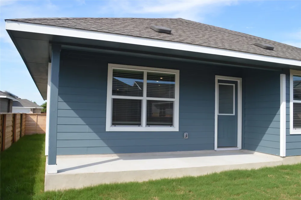 1505 Marley Kyle, TX 78640