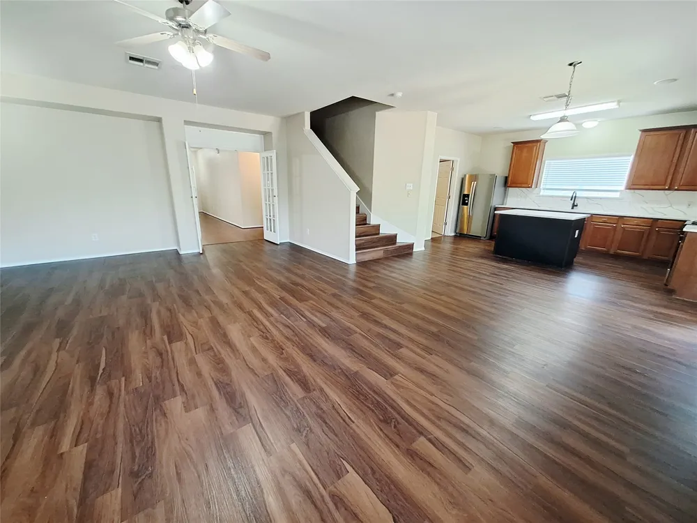 407 W South Street Leander, TX 78641