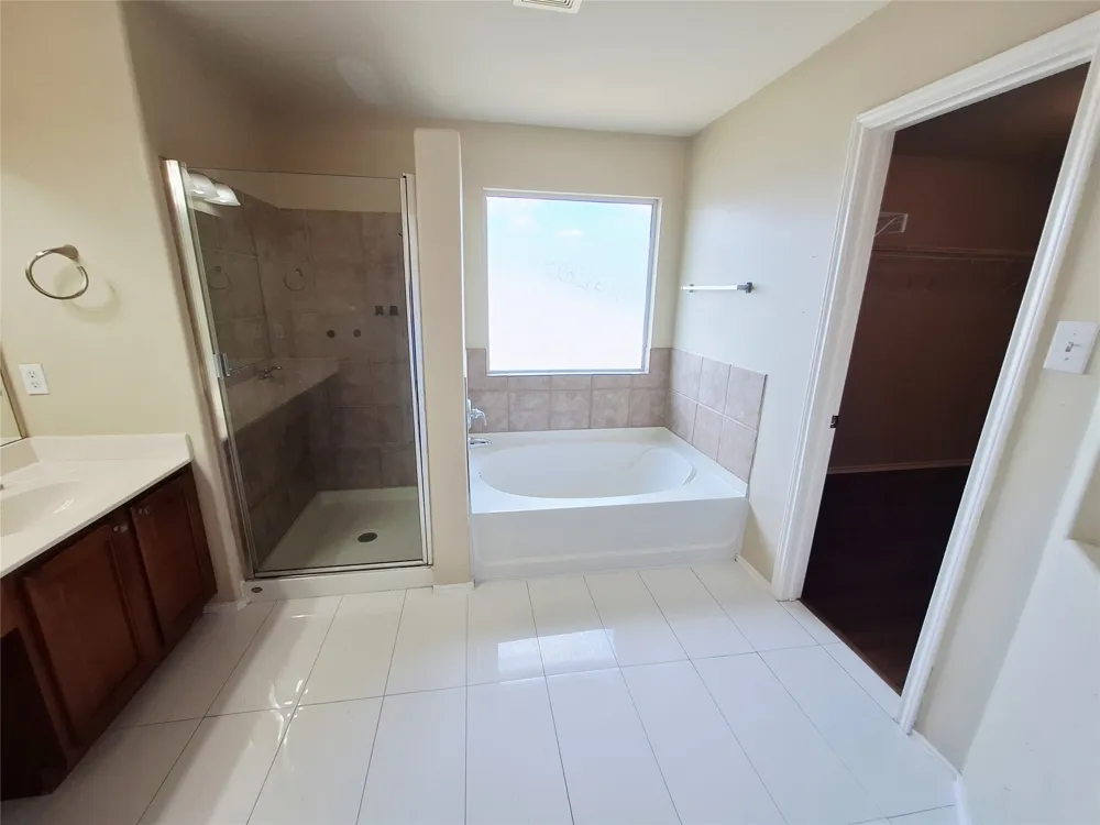 407 W South Street Leander, TX 78641