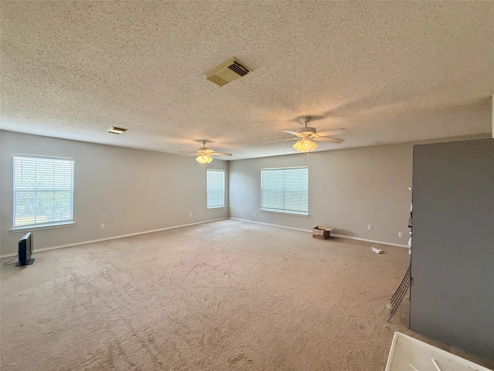 3085 Crestmont Lane Kyle, TX 78640