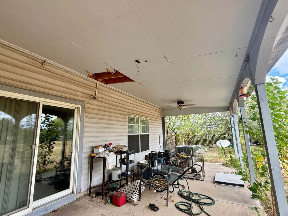 3085 Crestmont Lane Kyle, TX 78640