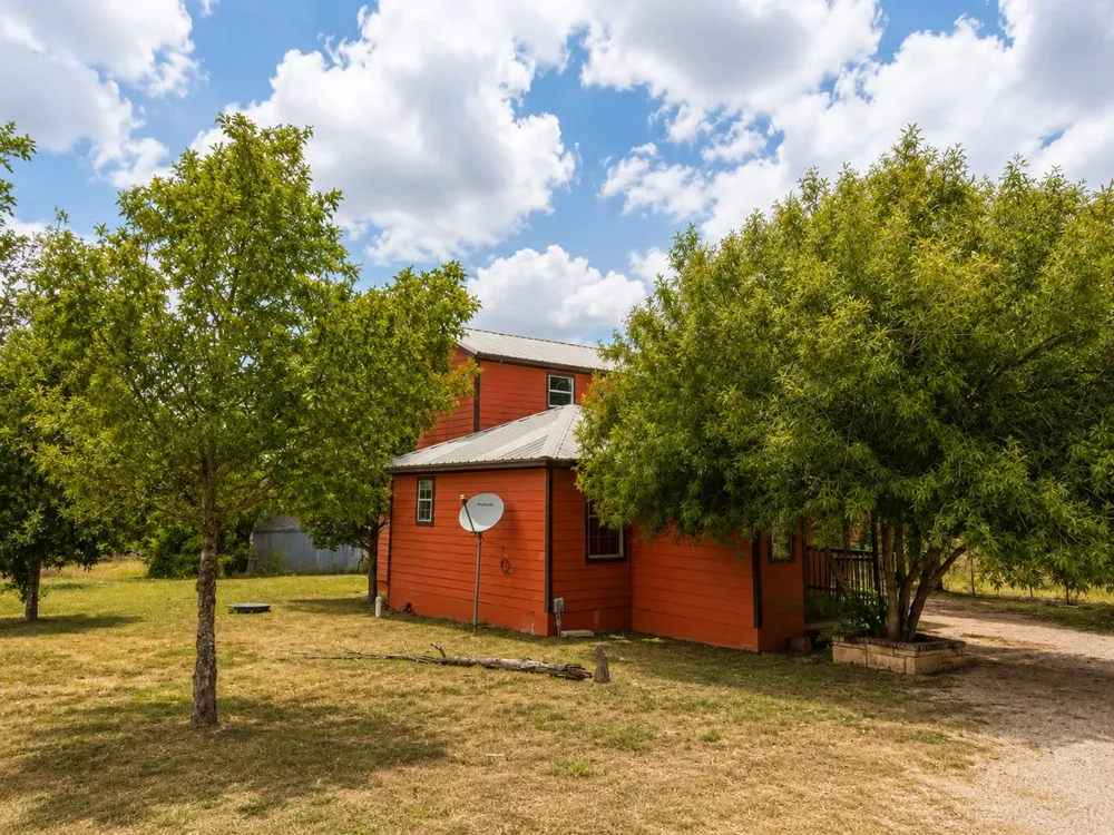 436 Spotted Horse Trail Dale, TX 78616