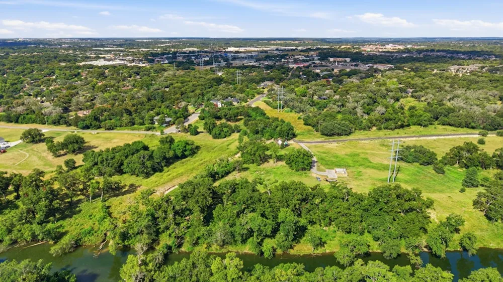 5 Guthrie Belton, TX 76513