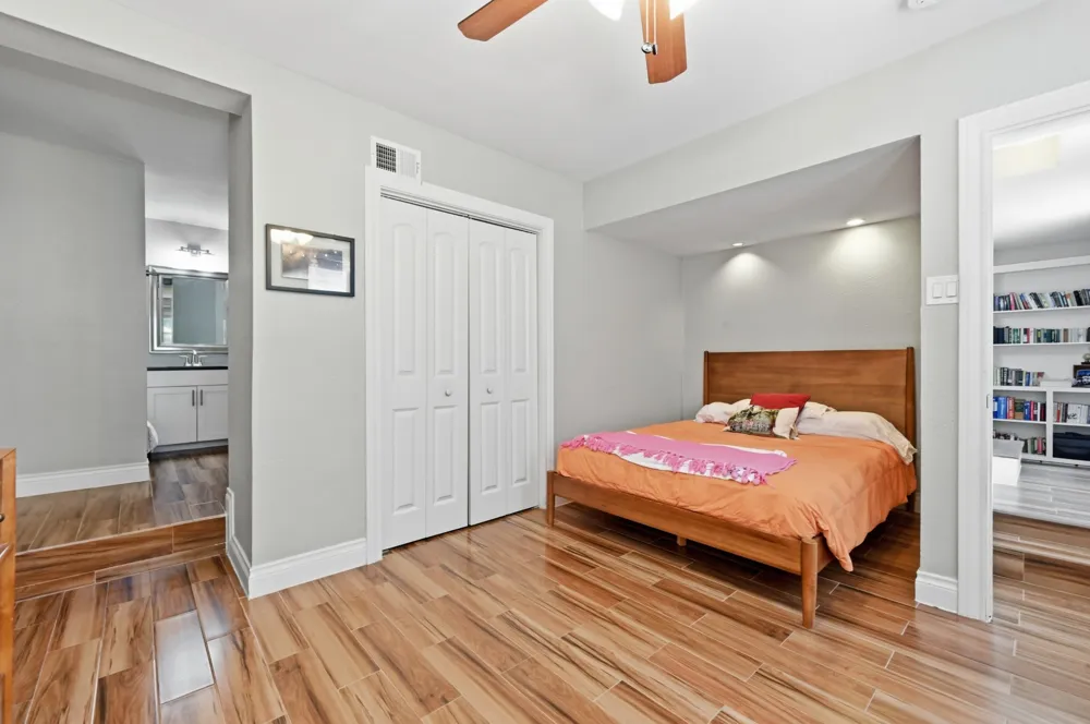 2111 W 12TH STREET Austin, TX 78703