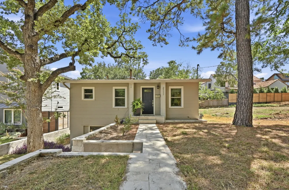 2111 W 12TH STREET Austin, TX 78703