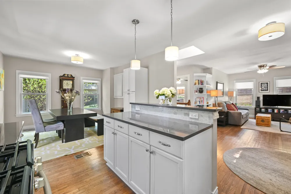 2111 W 12TH STREET Austin, TX 78703