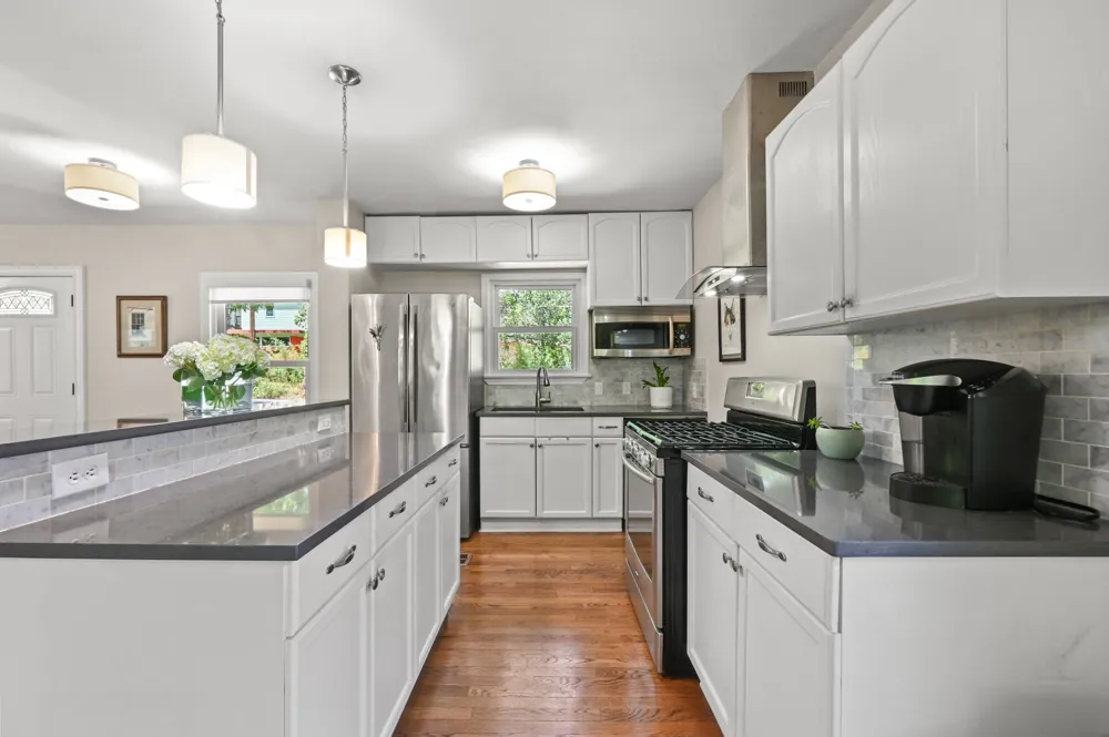 2111 W 12TH STREET Austin, TX 78703