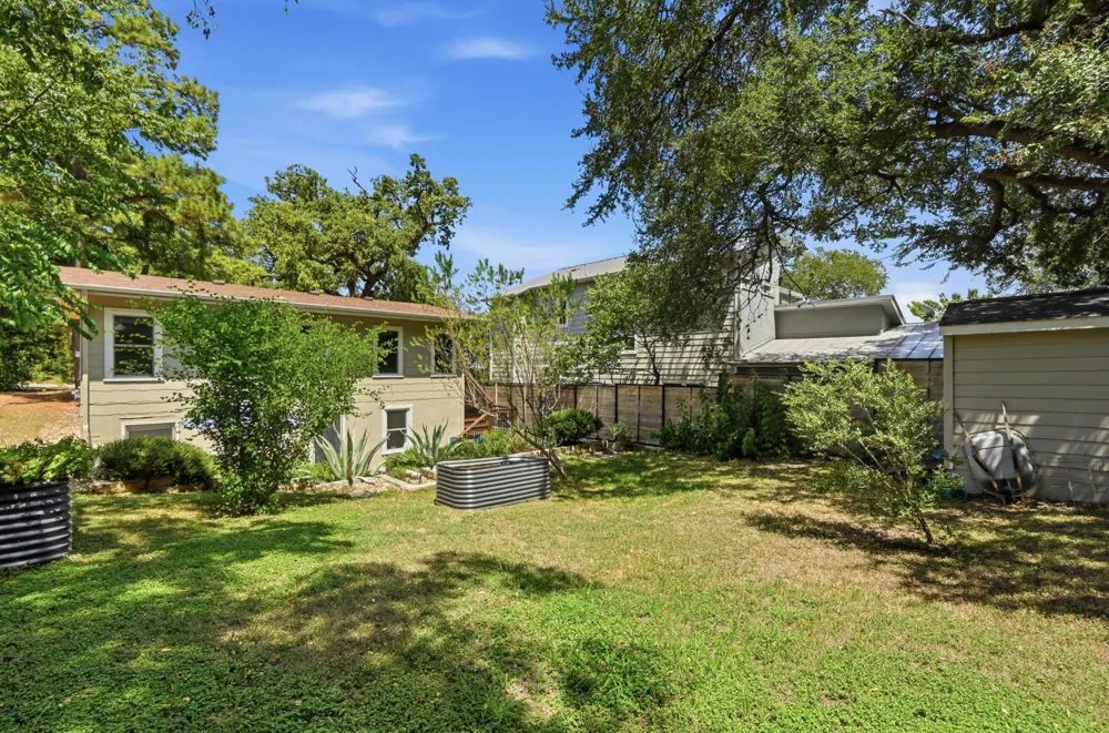 2111 W 12TH STREET Austin, TX 78703
