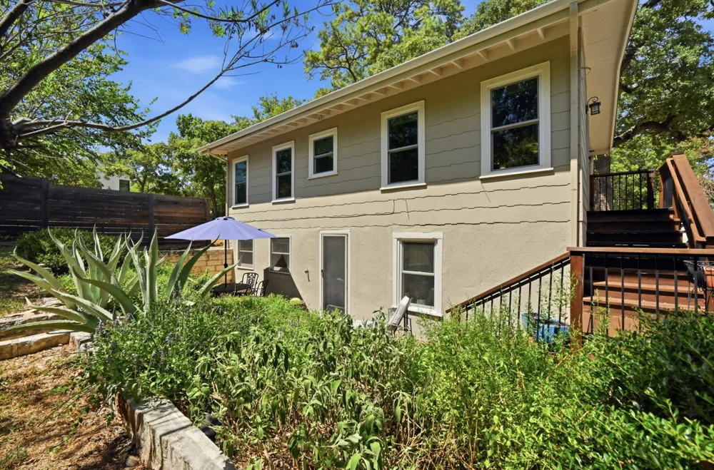 2111 W 12TH STREET Austin, TX 78703