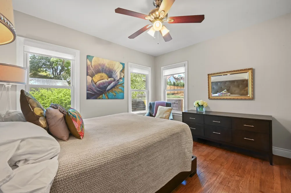 2111 W 12TH STREET Austin, TX 78703