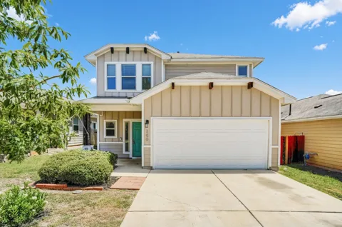 266 Twisted Oaks Lane