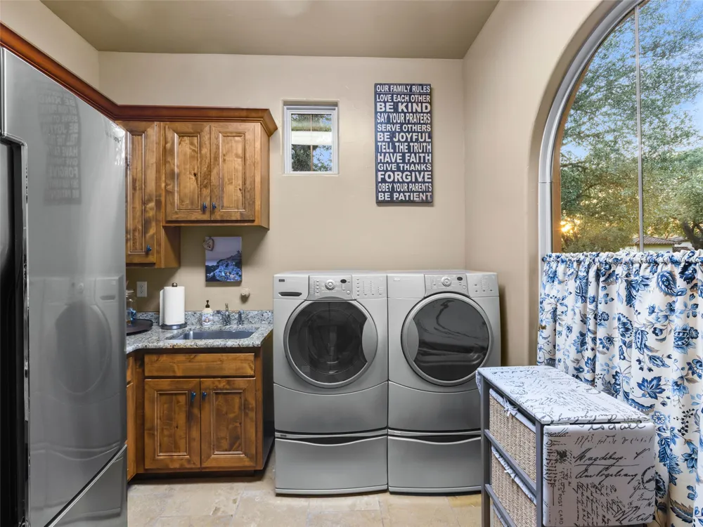 26510 Weiss Fels Court New Braunfels, TX 78132