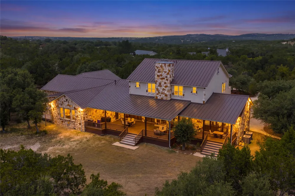 224 Liberty Bell Lane Dripping Springs, TX 78620